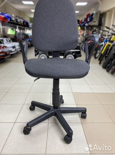 Компьютерное кресло Офисное кресло