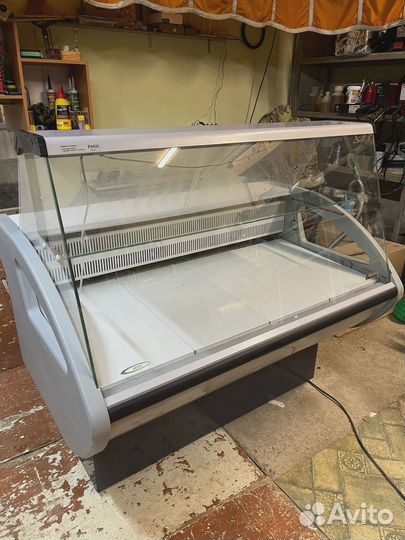 Холодильная витрина бу