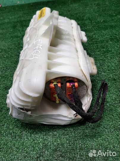 Подушка безопасности в торпедо Opel astra H 2006