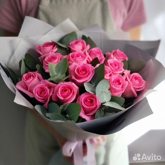 Букет из розовых роз 15 шт