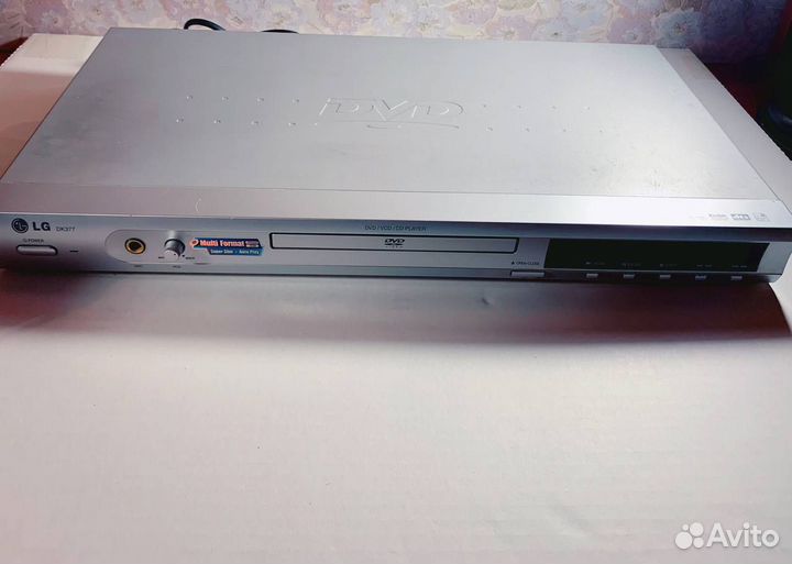 Dvd плеер с караоке lg DK377