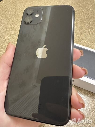 iPhone 11, 64 ГБ