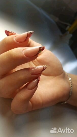 Маникюр, наращивание ногтей, гель-лак, педикюр