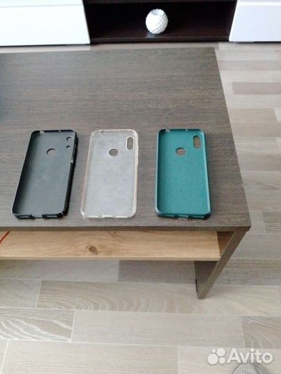 Чехлы на телефон