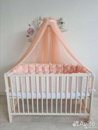 Комплект в детскую кроватку (бортики, балдахин)