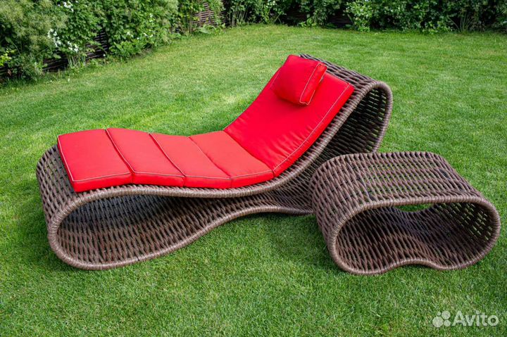 Шезлонг-лежак из лозы