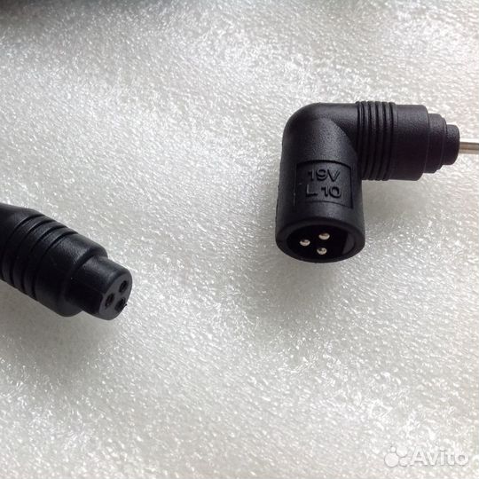 Адаптер питания нетбука Asus 19В, 2.5х0.7мм