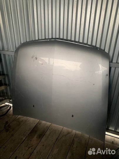 Капот Cadillac STS Кадиллак