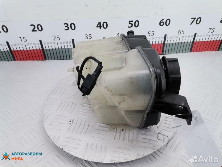 Бачок расширительный Volvo V60 рест. 2014 31200320