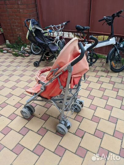 Прогулочная коляска