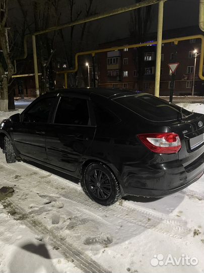 LADA Granta 1.6 МТ, 2015, 130 000 км
