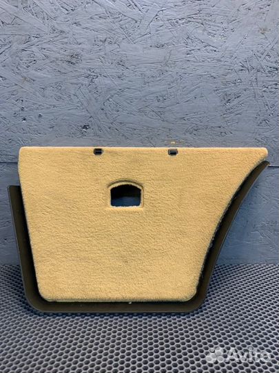 Обшивка багажника задняя правая Porshe Panamera