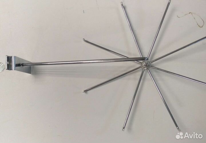 Вешалка для одежды настенная