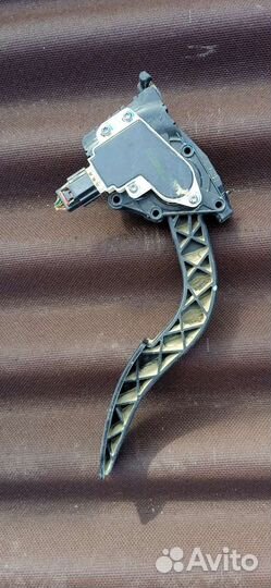 Педаль газа Chevrolet Cobalt 96858781 T250, L2C