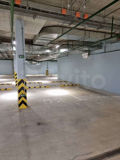 Машиноместо, 15 м²