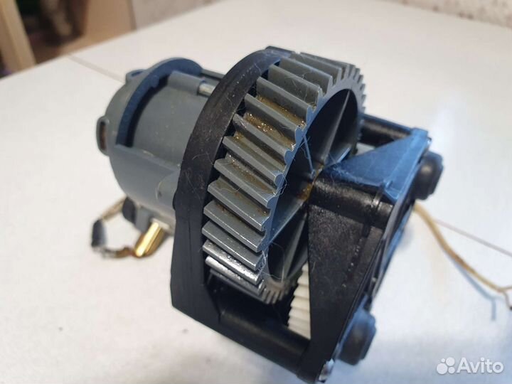 Двигатель от мясорубки Bosch