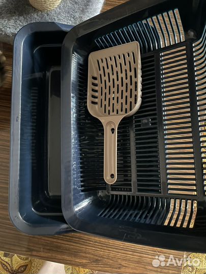 Лоток для котенка. Когтеточка для котенка