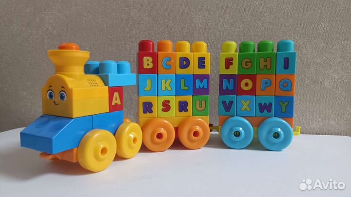 Конструктор поезд mega bloks