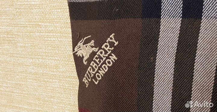 Шарф Burberry