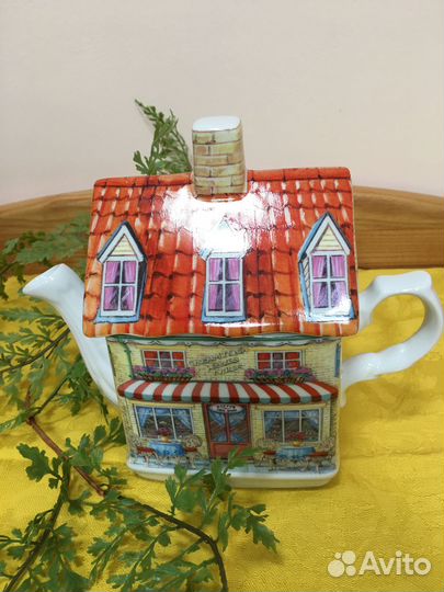 Чайник английский