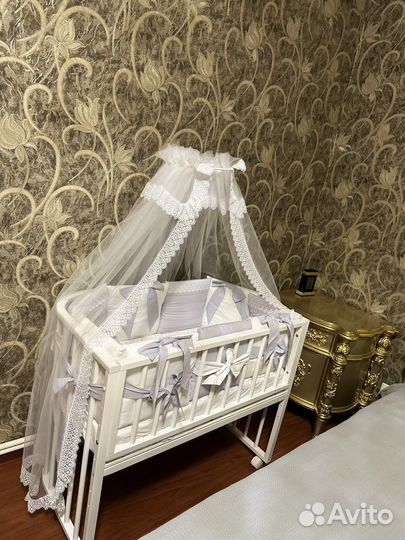 Детская кроватка