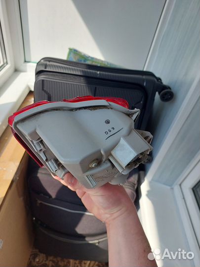 Катафот в задний бампер Land Cruiser 200/16-22