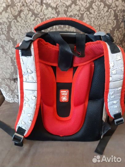 Школьный рюкзак