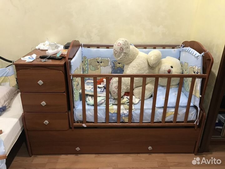 Детская кровать в идеальном состоянии