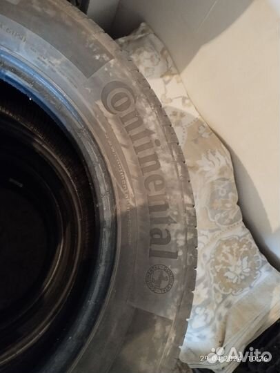 Continental ComfortContact - 1 215/60 R16