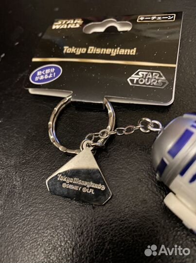 Брелок и значок star wars