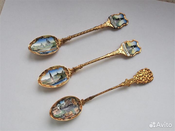 Декоративные ложки с видами Москвы, металл эмаль