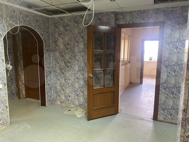 Свободного назначения, 90 м²
