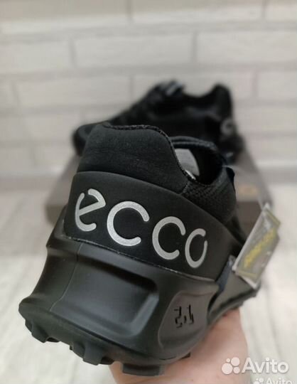 Кроссовки ecco