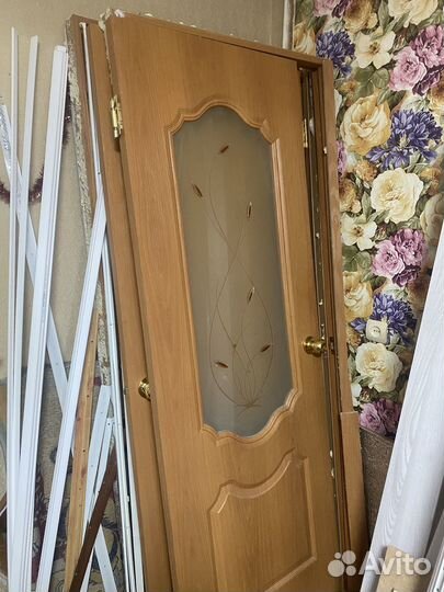 Дверь межкомнатная со стеклом 700