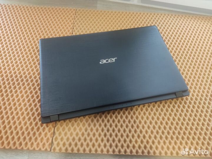 Свежий Acer A9GEN9/8/ssd+hdd/2 Гб видеокарта
