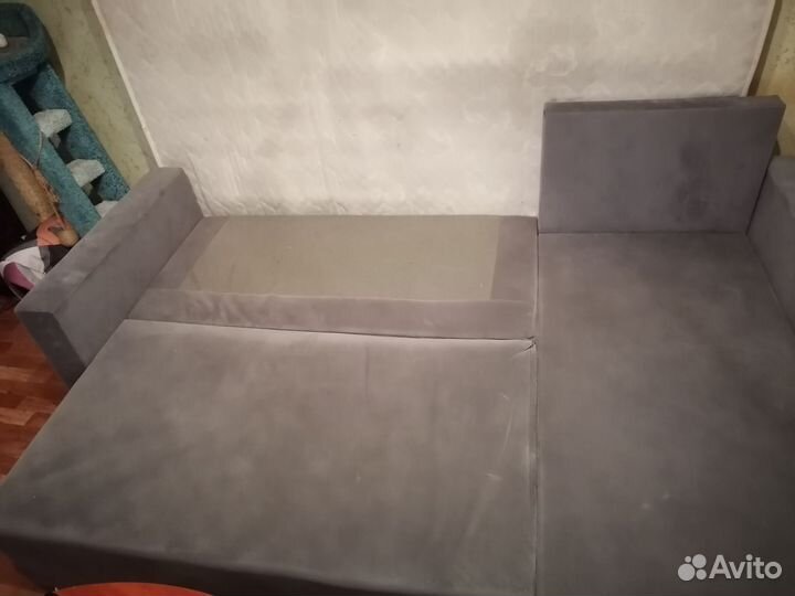 Угловой диван