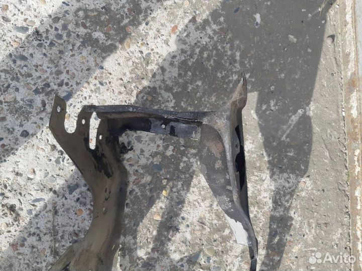 Крепление фары Mercedes-Benz S-Class слева A220620