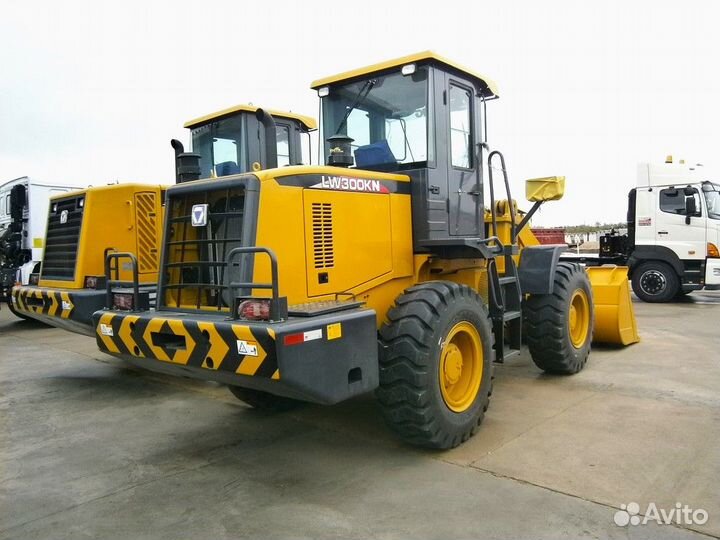 Фронтальный погрузчик XCMG LW300KN, 2023