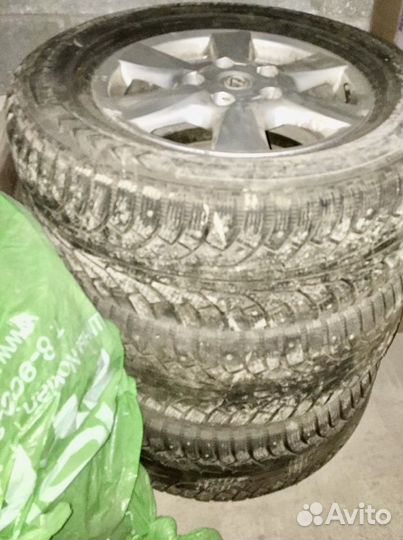 Nokian Tyres Hakkapeliitta 5 285/60 R18