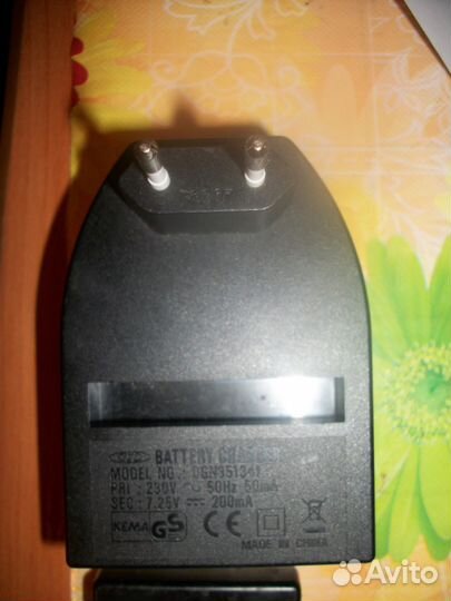 Зарядное устр-во для детских машинок 6в