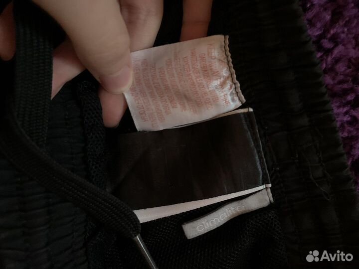 Спортивные шорты