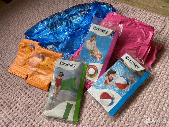 Надувной матрас, мяч, круг для купания пакетом