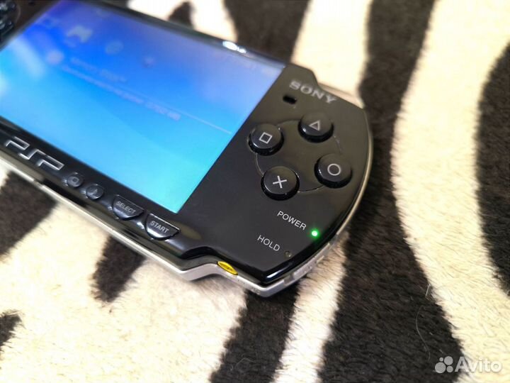 Sony PSP-2008 16Gb Прошитая