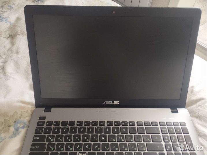 Asus x550v i5
