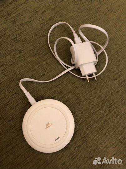 Беспроводное зарядное устройство