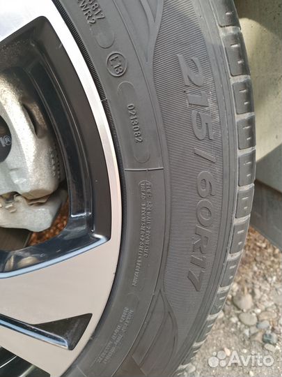Goodyear EfficientGrip SUV 4x4 215/60 R17
