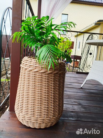 Кашпо для цветов напольное