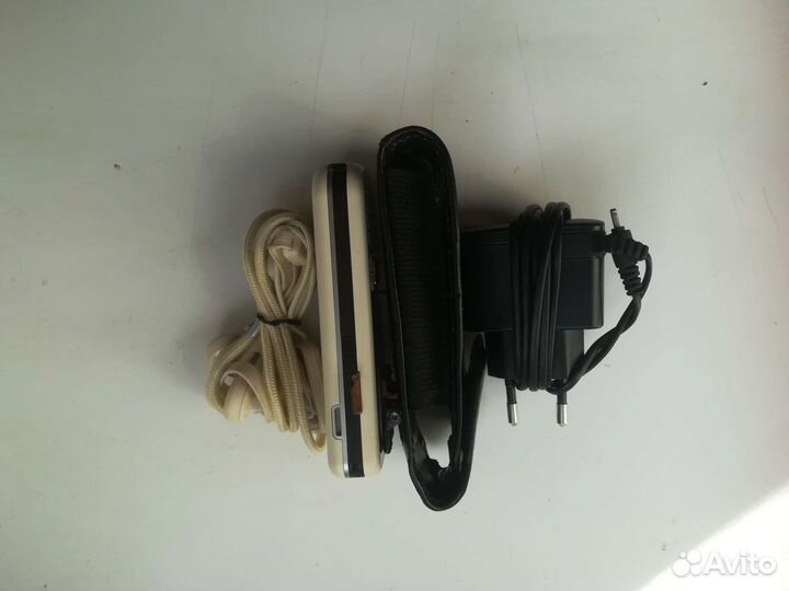Телефон Nokia 7360