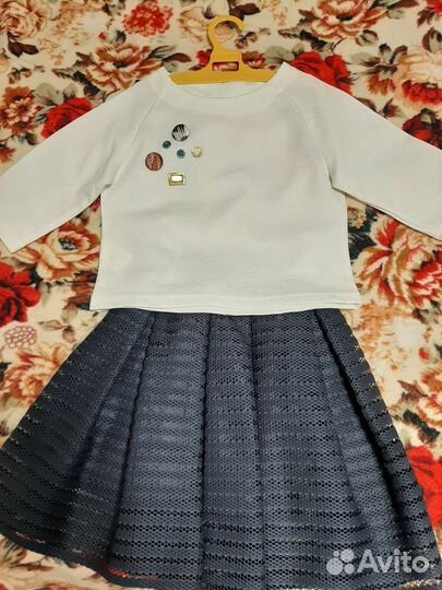 Комплект одежды для девочки 128-134