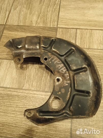 Грязезащитный щит переднего диска Seat Cordoba